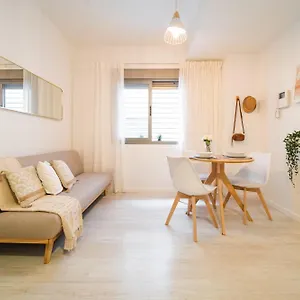 https://twinsuites-malaga.1costadelsol.com