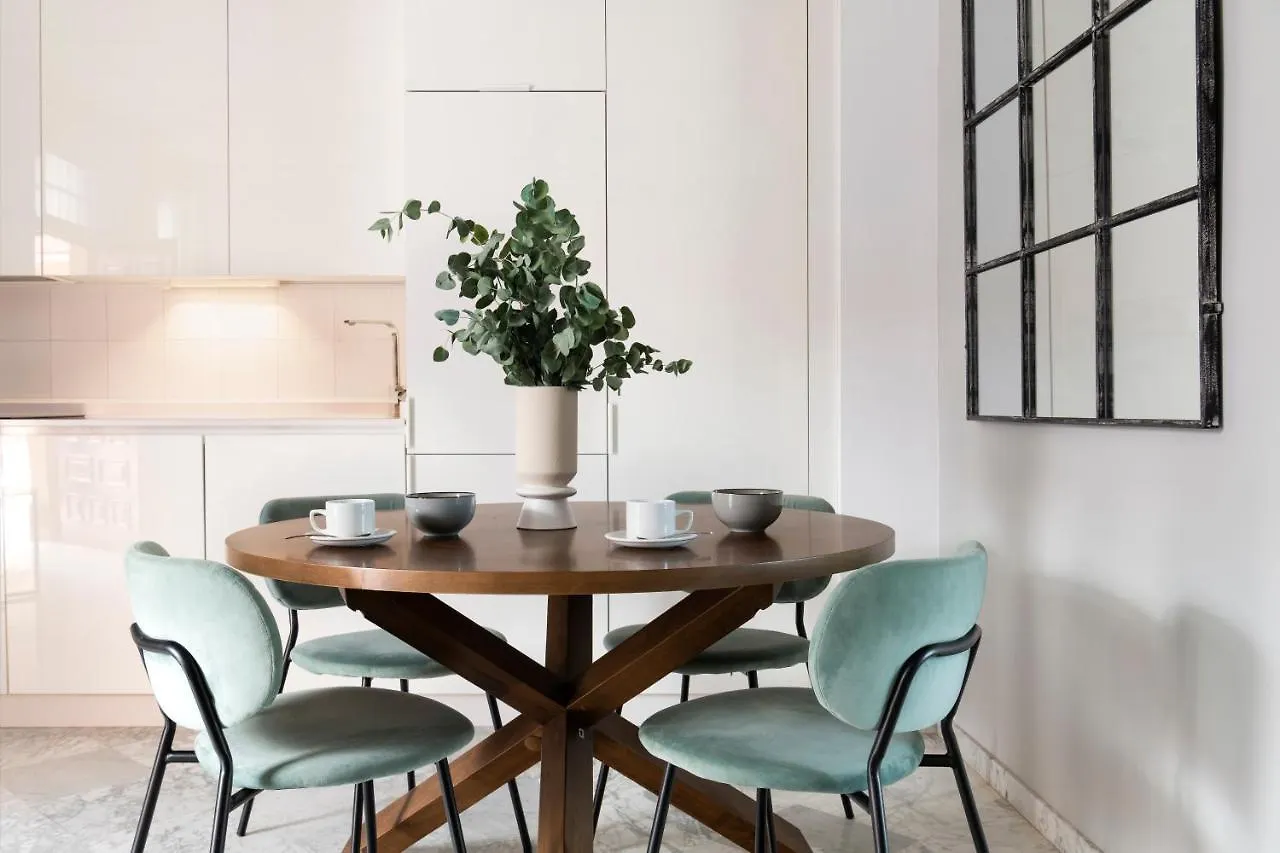 Magno Apartments Campana Seville