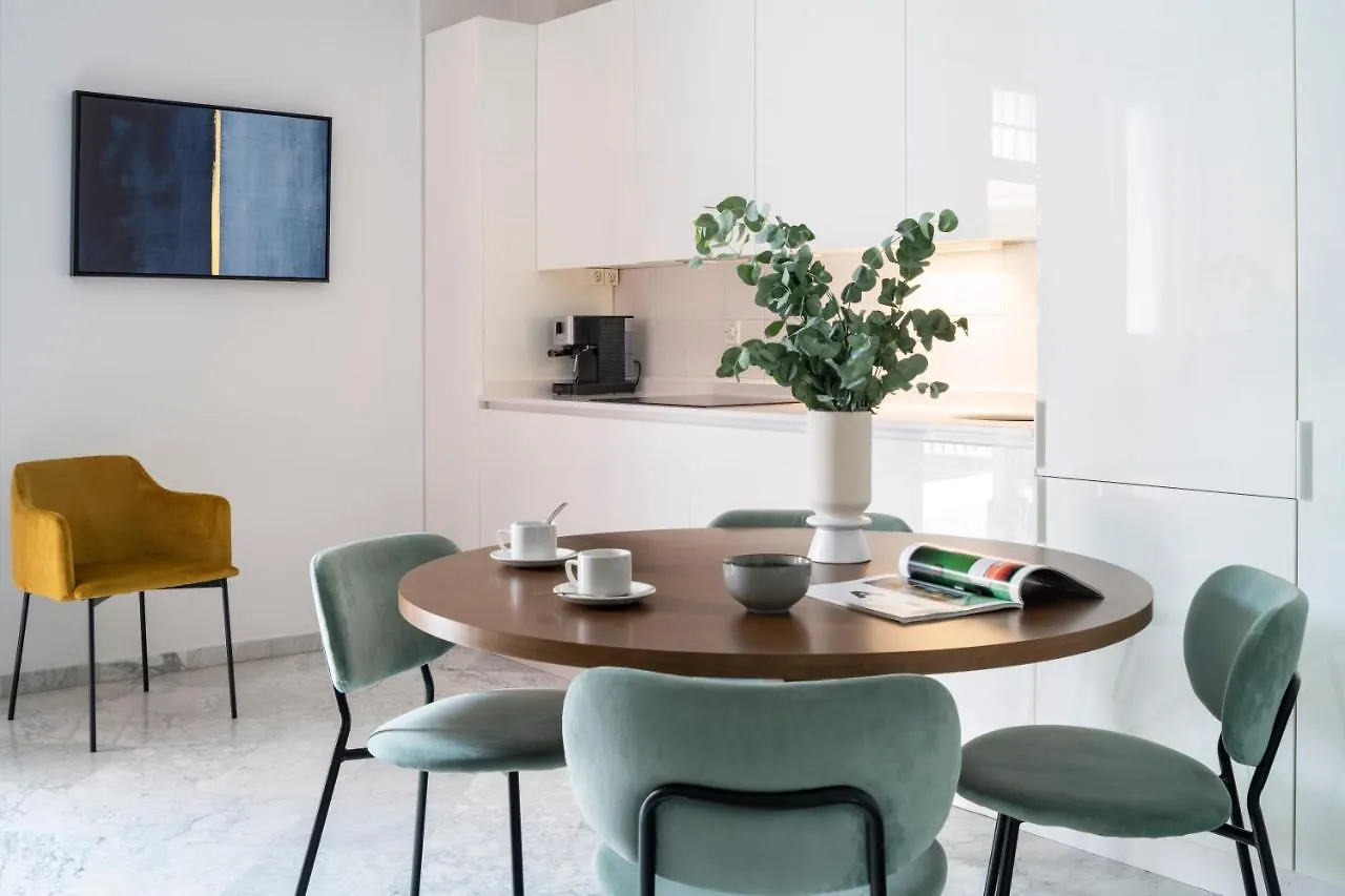 Magno Apartments Campana Seville