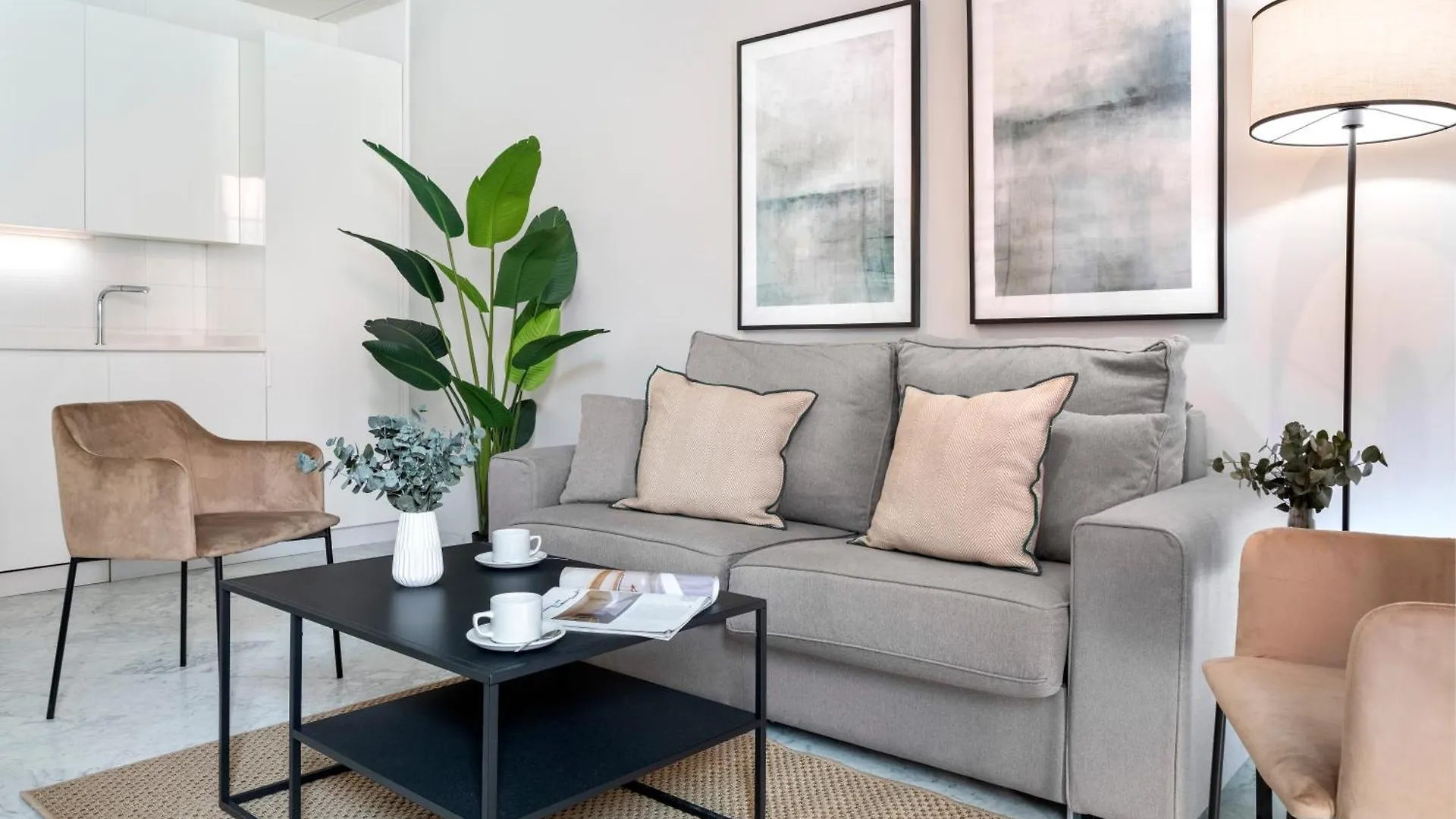 Magno Apartments Campana Seville